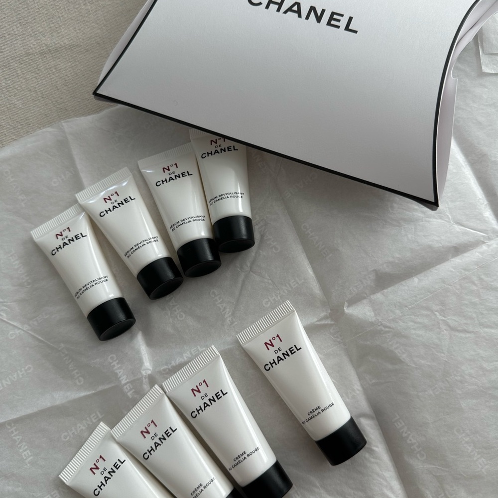 Chanel N°1 Skincare Set bundle